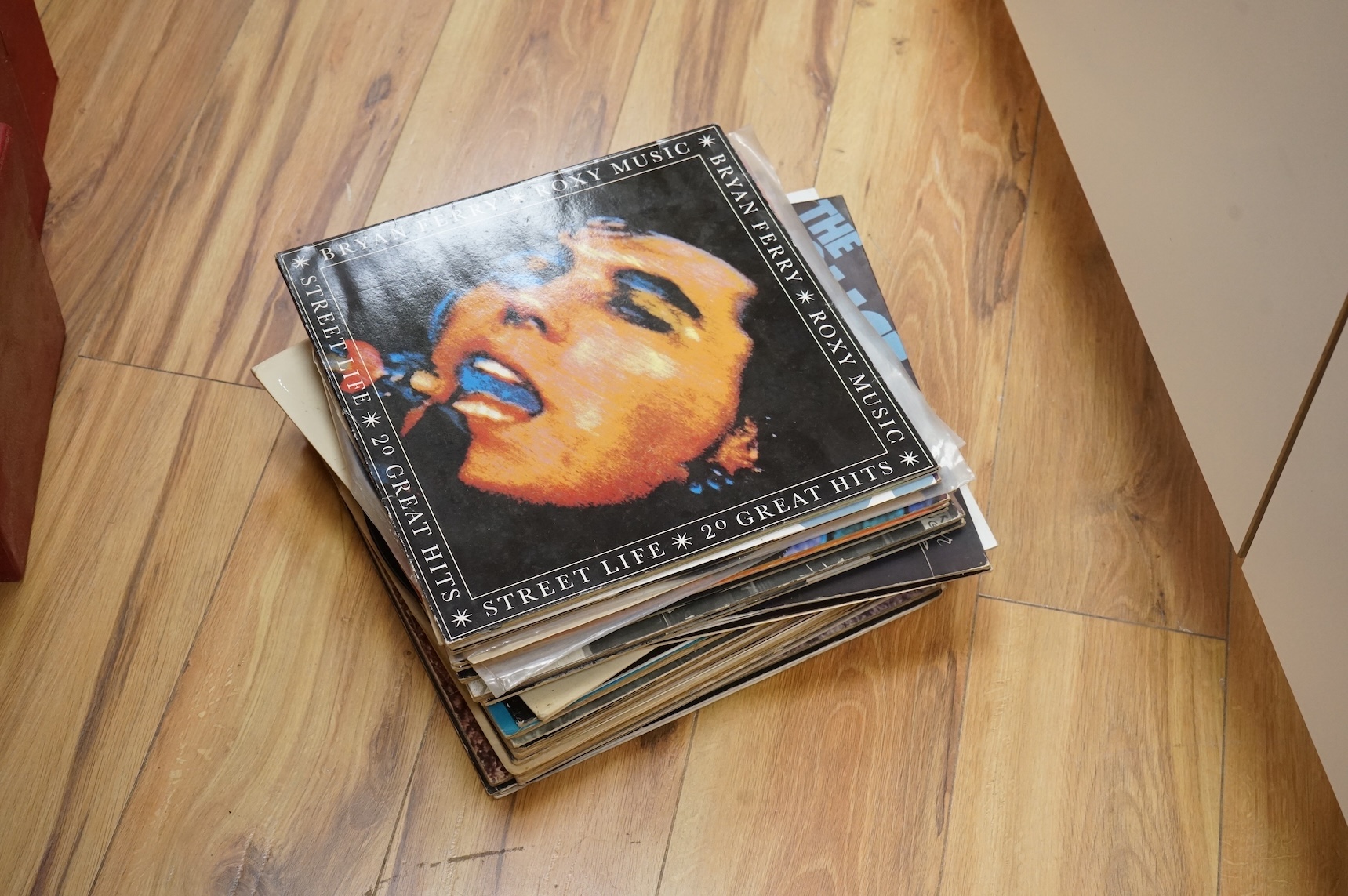 Twenty-eight LP record albums, etc. artists including; The Rolling Stones, Pink Floyd, John Lee Hooker, Wings, Barbra Streisand, Blind Faith, David Bowie, Ian Drury, Rod Stewart, etc. including a cover for the Beatles Wh